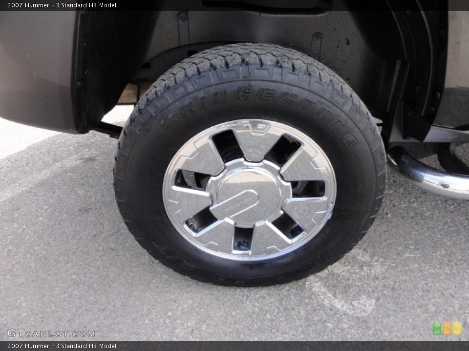2007 Hummer H3  Wheel and Tire Photo #47556080