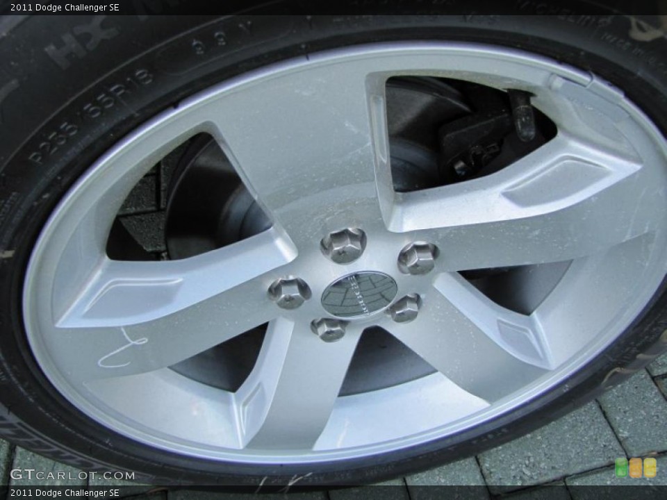 2011 Dodge Challenger SE Wheel and Tire Photo #47558051