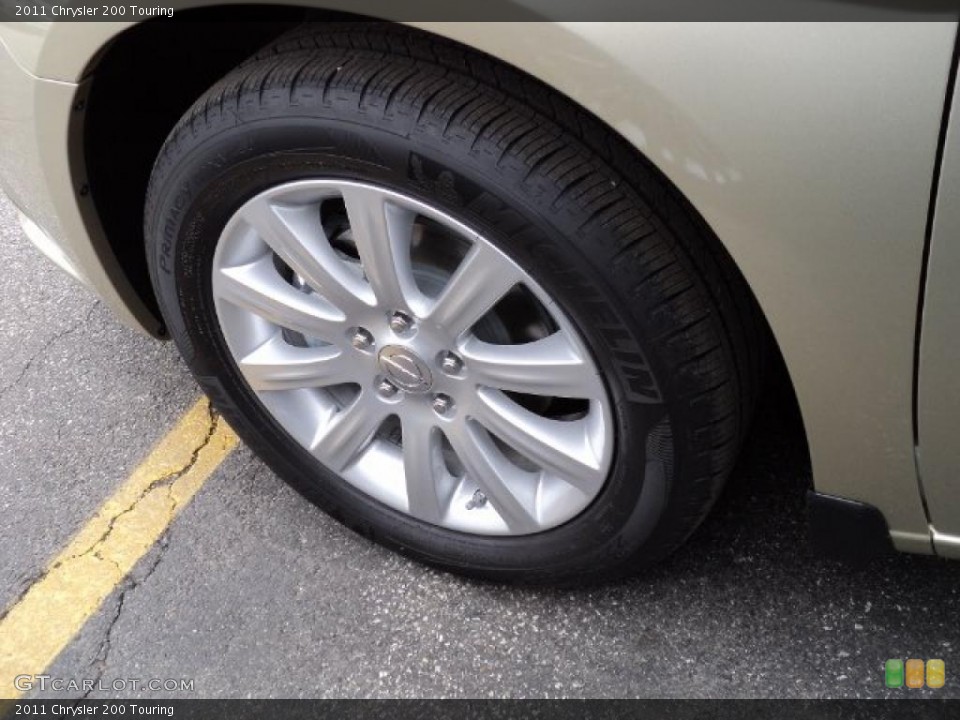 2011 Chrysler 200 Touring Wheel and Tire Photo #47562206