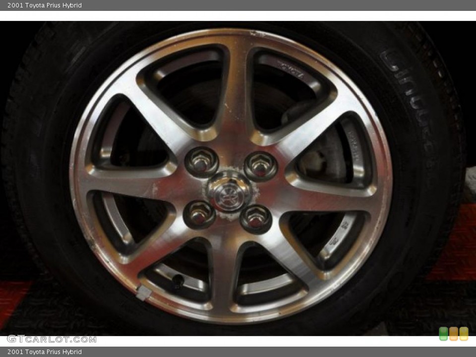2001 Toyota Prius Wheels and Tires