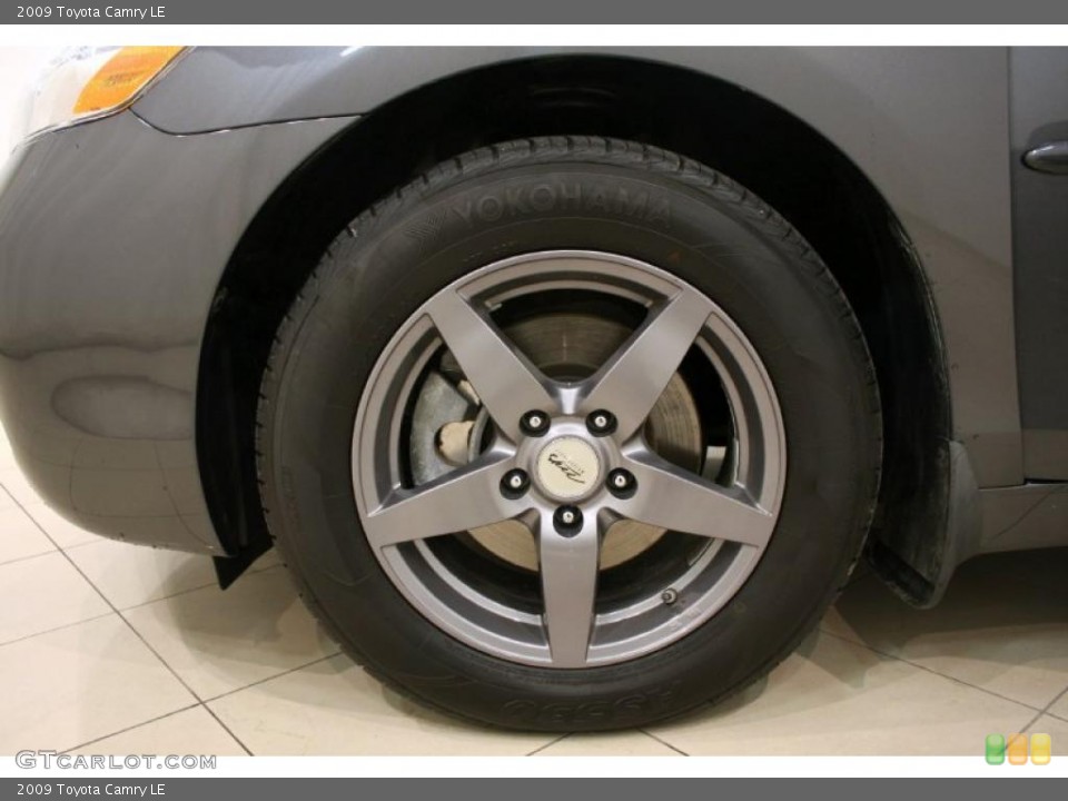 2009 Toyota Camry Custom Wheel and Tire Photo #47630009