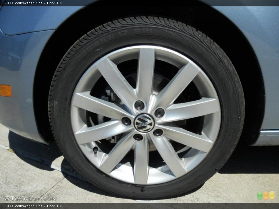2011 Volkswagen Golf 2 Door TDI Wheel and Tire Photo #47630984