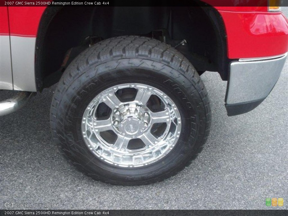 2007 GMC Sierra 2500HD Remington Edition Crew Cab 4x4 Wheel and Tire Photo #47645368