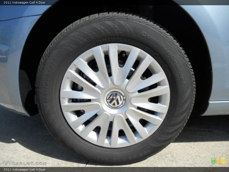 2011 Volkswagen Golf 4 Door Wheel and Tire Photo #47670160