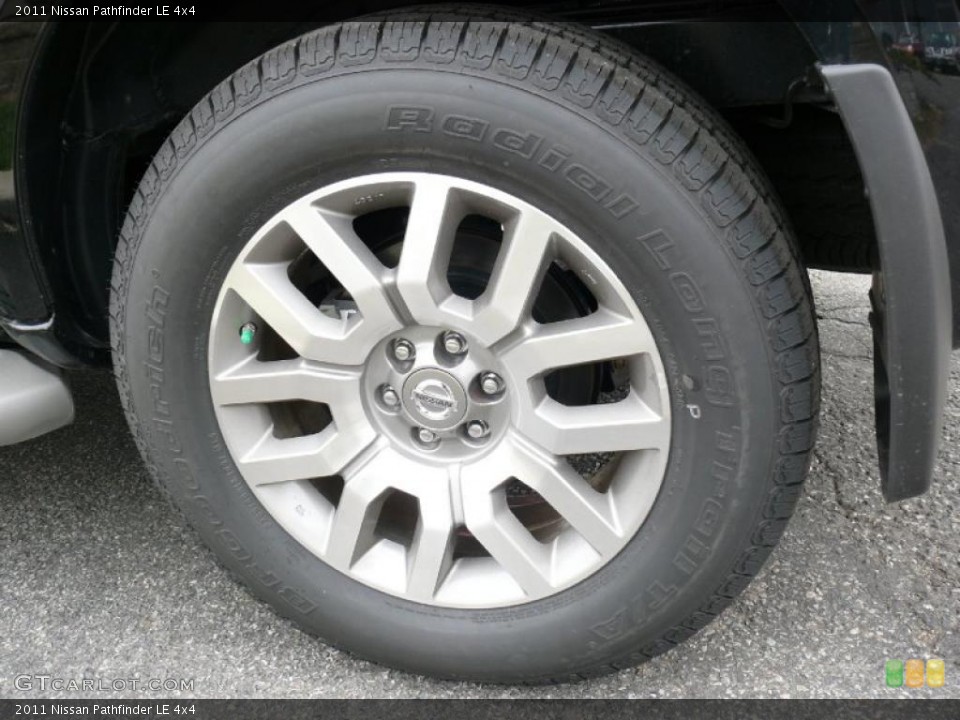 2011 Nissan Pathfinder LE 4x4 Wheel and Tire Photo #47708897