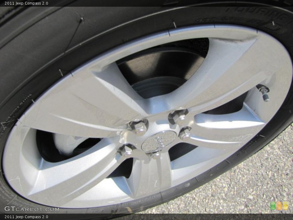 2011 Jeep Compass 2.0 Wheel and Tire Photo #47749379