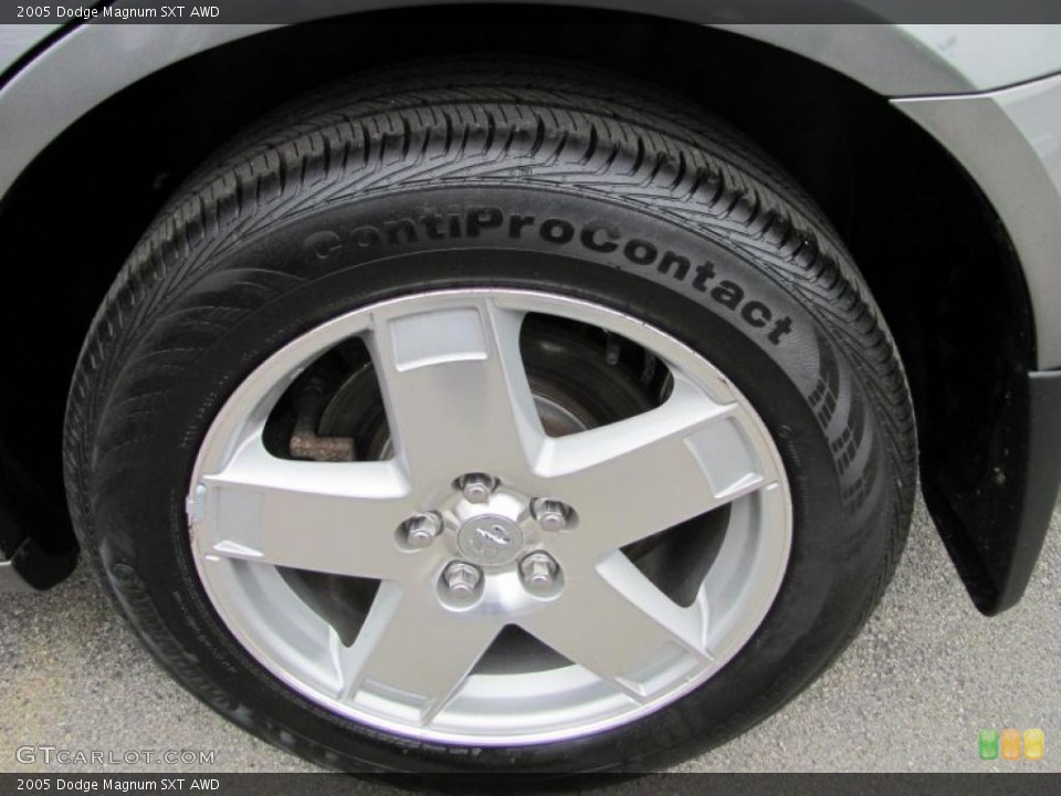 2005 Dodge Magnum SXT AWD Wheel and Tire Photo #47791327