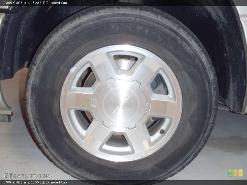 2006 GMC Sierra 1500 SLE Extended Cab Wheel and Tire Photo #47836346