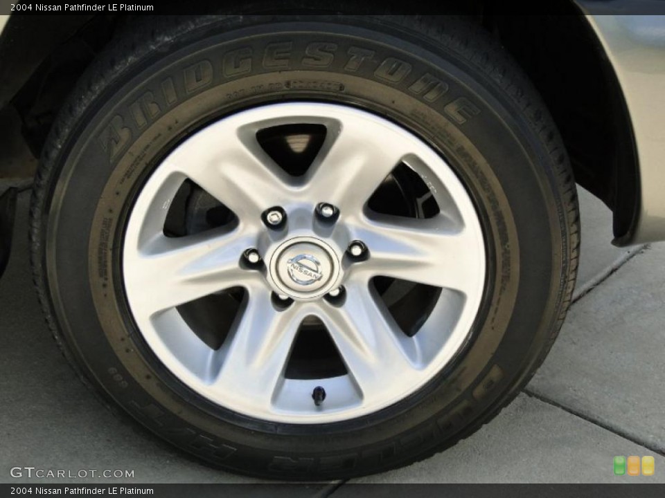 2004 Nissan Pathfinder LE Platinum Wheel and Tire Photo #47850104