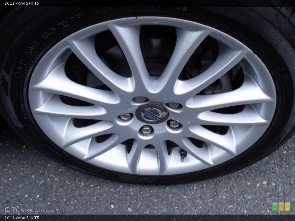 2011 Volvo S40 T5 Wheel and Tire Photo #47902385