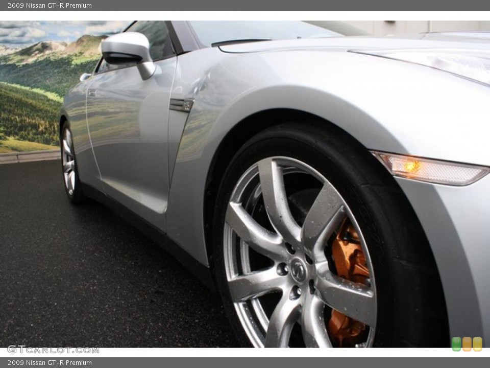 2009 Nissan GT-R Premium Wheel and Tire Photo #47985266