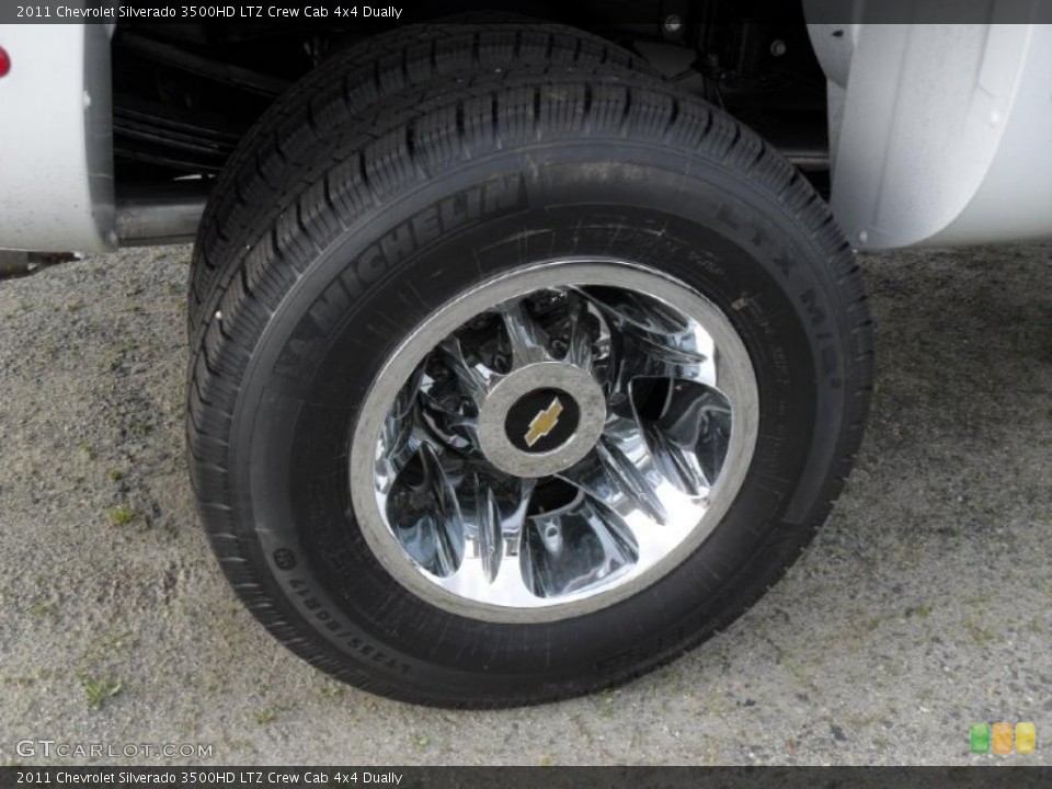 2011 Chevrolet Silverado 3500HD LTZ Crew Cab 4x4 Dually Wheel and Tire Photo #48023199