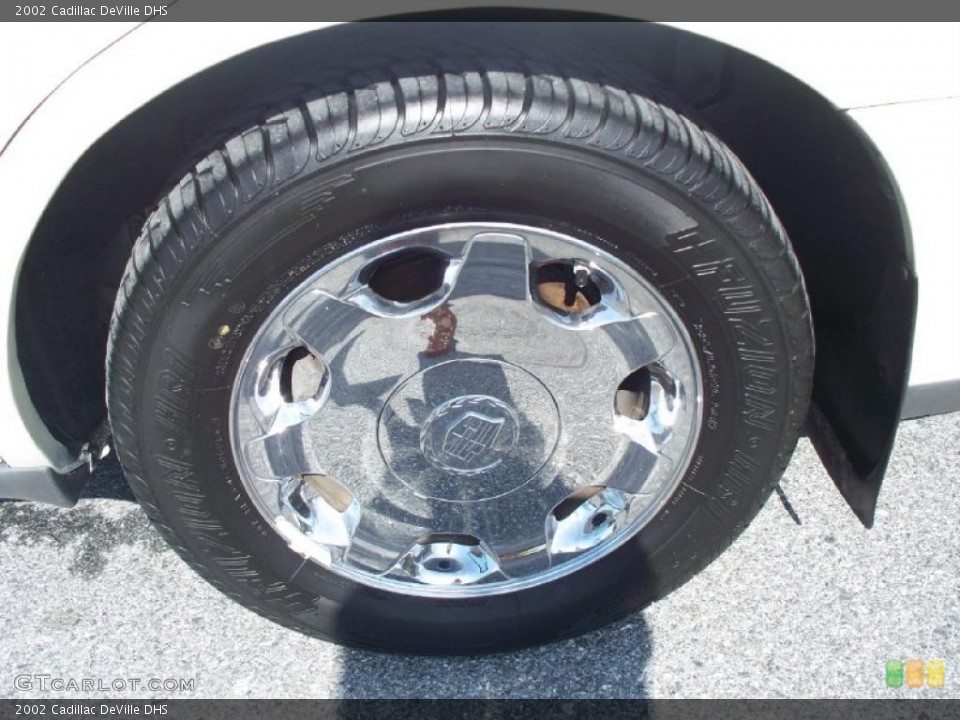 2002 Cadillac DeVille DHS Wheel and Tire Photo #48030170