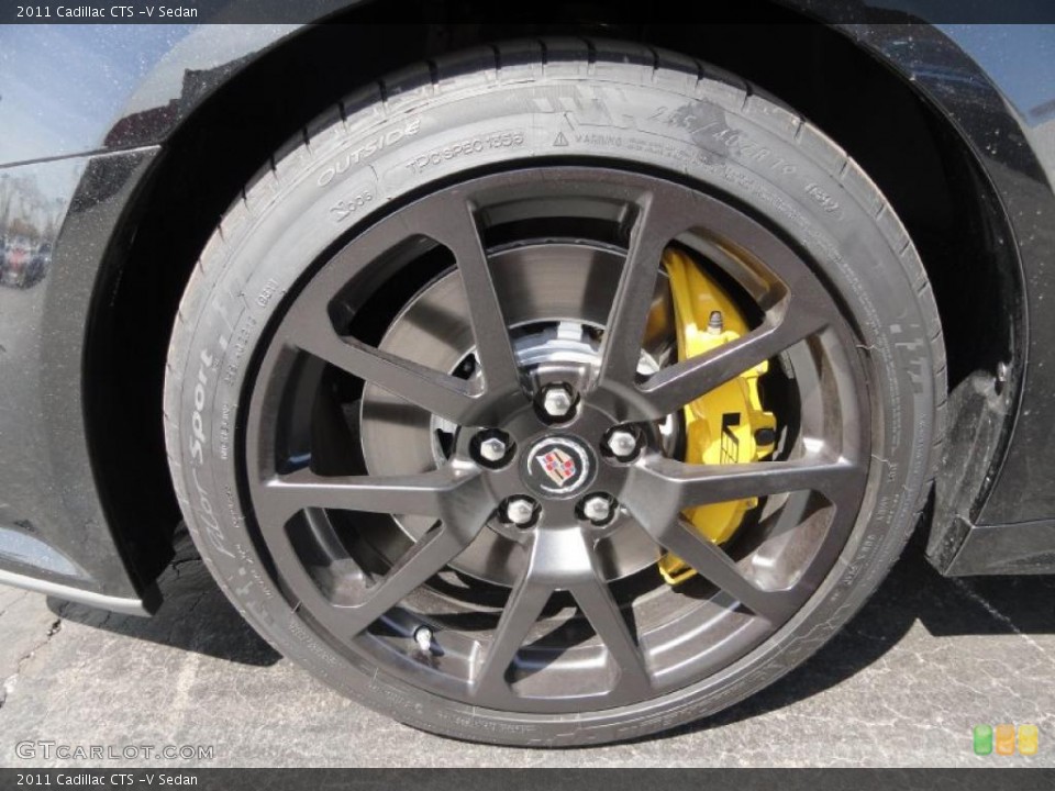 2011 Cadillac CTS -V Sedan Wheel and Tire Photo #48040805