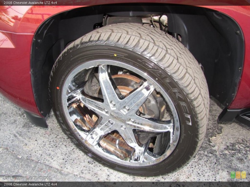 2008 Chevrolet Avalanche Custom Wheel and Tire Photo #48056048