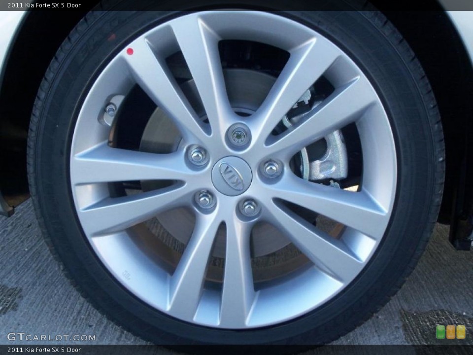 2011 Kia Forte SX 5 Door Wheel and Tire Photo #48077721