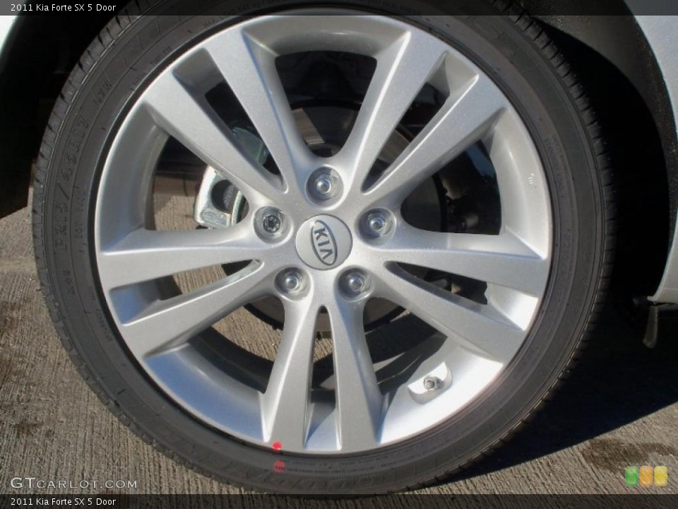 2011 Kia Forte SX 5 Door Wheel and Tire Photo #48077751