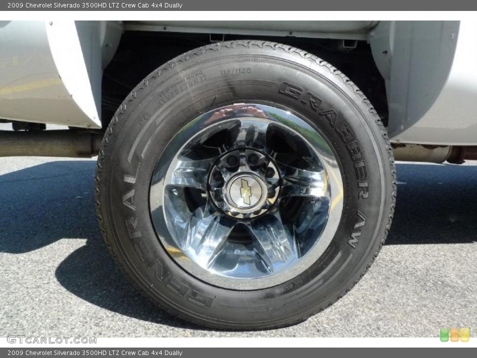 2009 Chevrolet Silverado 3500HD LTZ Crew Cab 4x4 Dually Wheel and Tire Photo #48093162
