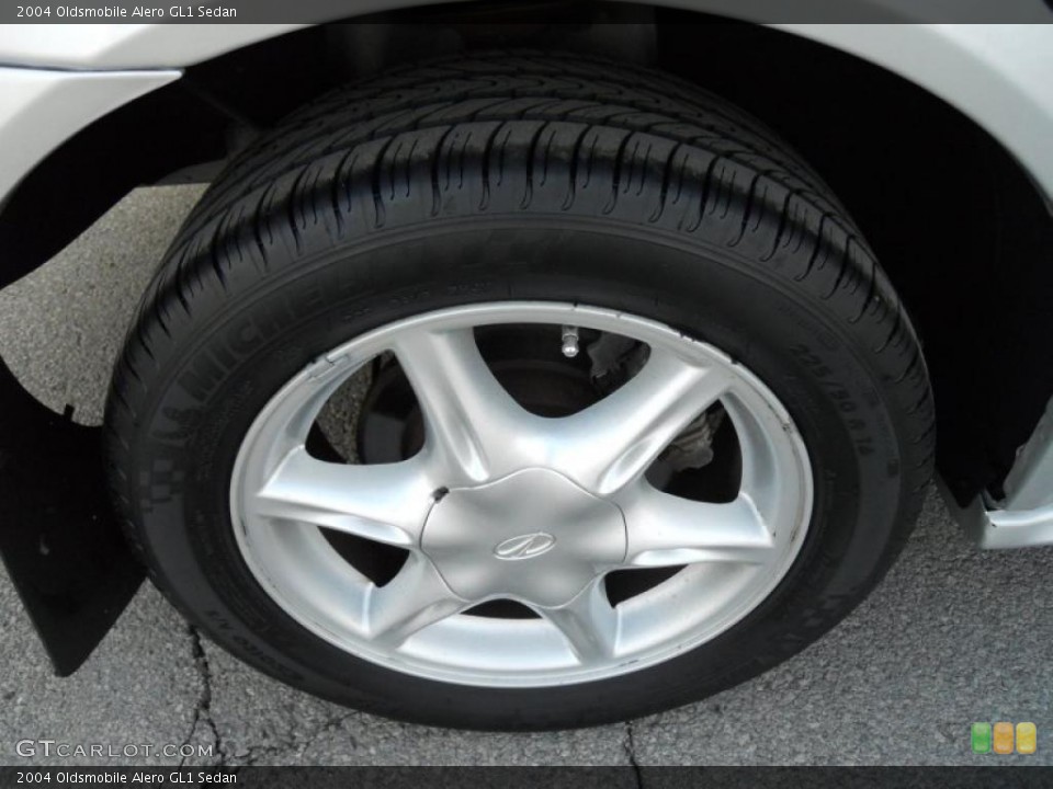2004 Oldsmobile Alero GL1 Sedan Wheel and Tire Photo #48179786