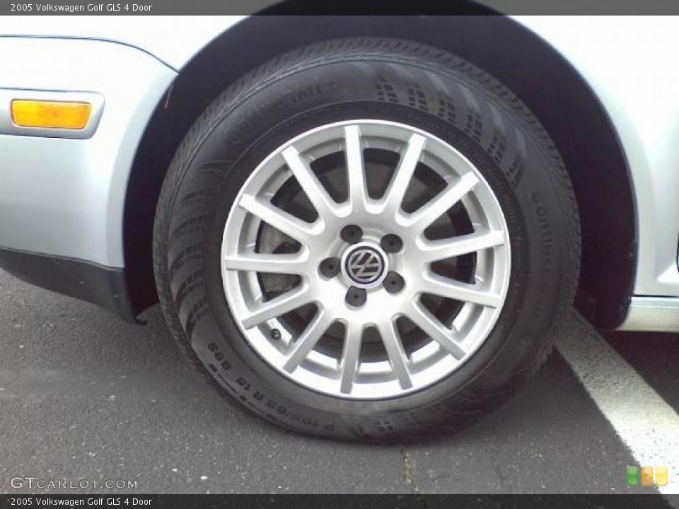 2005 Volkswagen Golf GLS 4 Door Wheel and Tire Photo #48181265