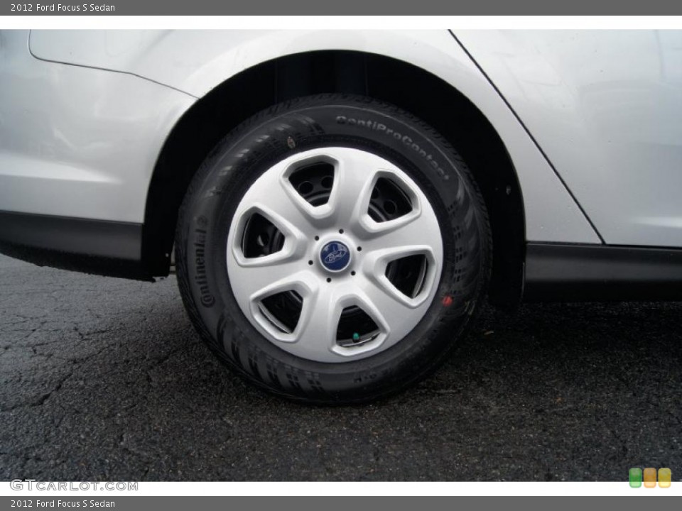 2012 Ford Focus S Sedan Wheel and Tire Photo #48187033