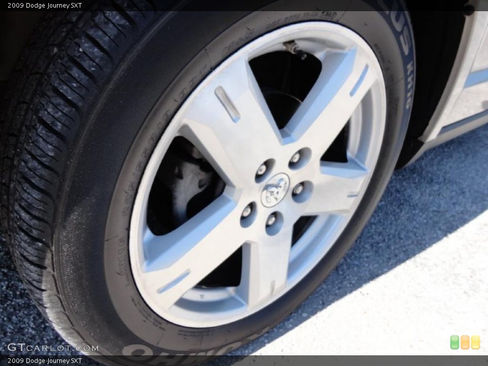 2009 Dodge Journey SXT Wheel and Tire Photo #48193172