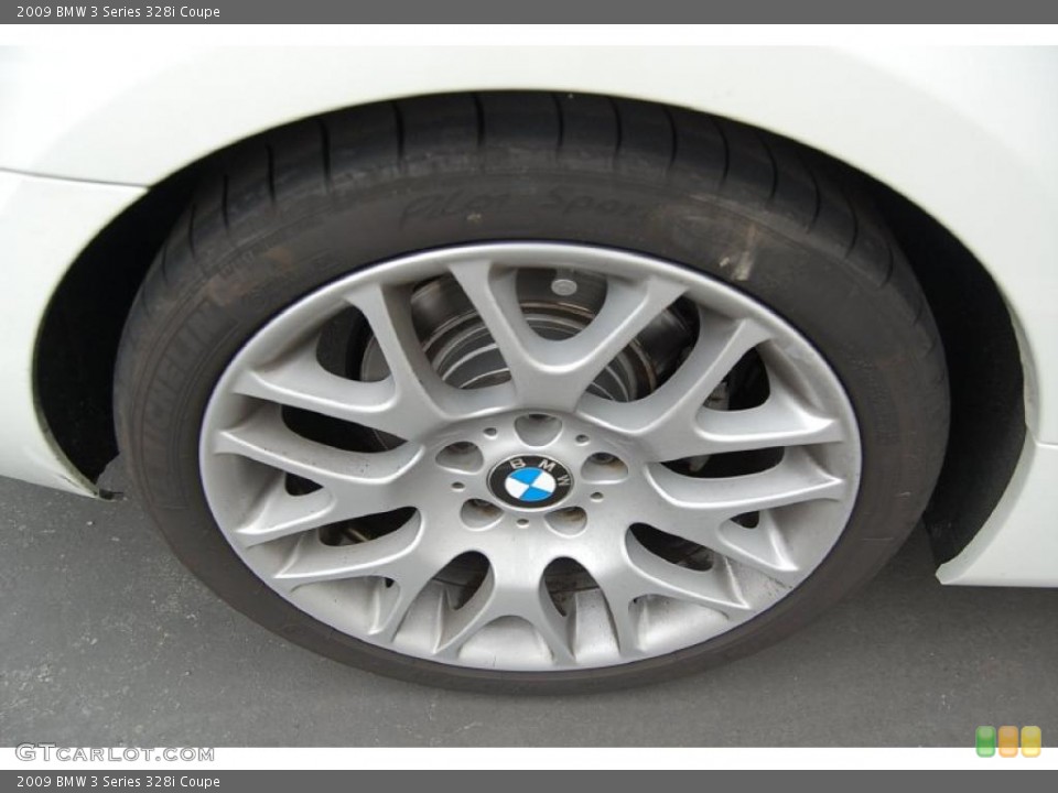 2009 BMW 3 Series 328i Coupe Wheel and Tire Photo #48211783