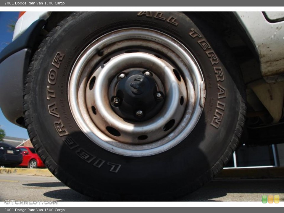 2001 Dodge Ram Van 1500 Cargo Wheel and Tire Photo #48272890