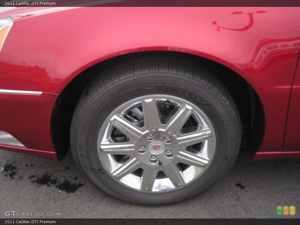 2011 Cadillac DTS Premium Wheel and Tire Photo #48305518