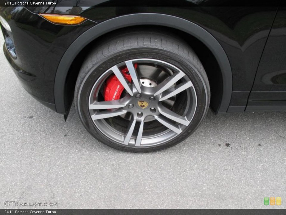 2011 Porsche Cayenne Turbo Wheel and Tire Photo #48312586