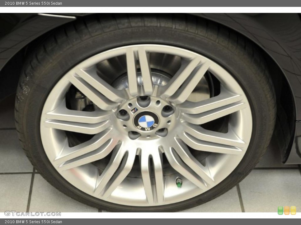 2010 BMW 5 Series 550i Sedan Wheel and Tire Photo #48334585