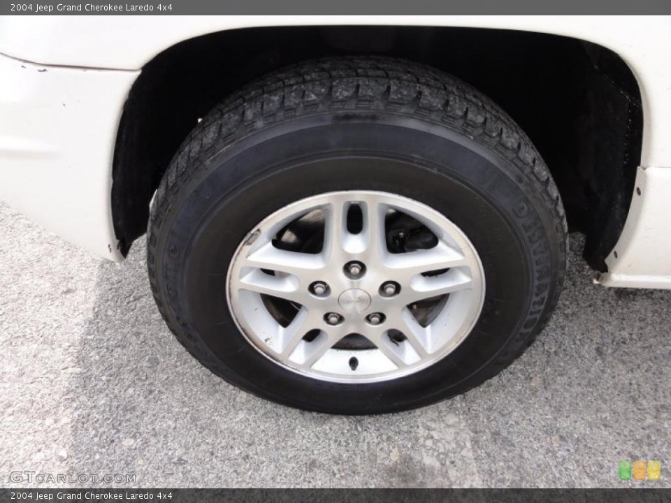 2004 Jeep Grand Cherokee Laredo 4x4 Wheel and Tire Photo #48344968