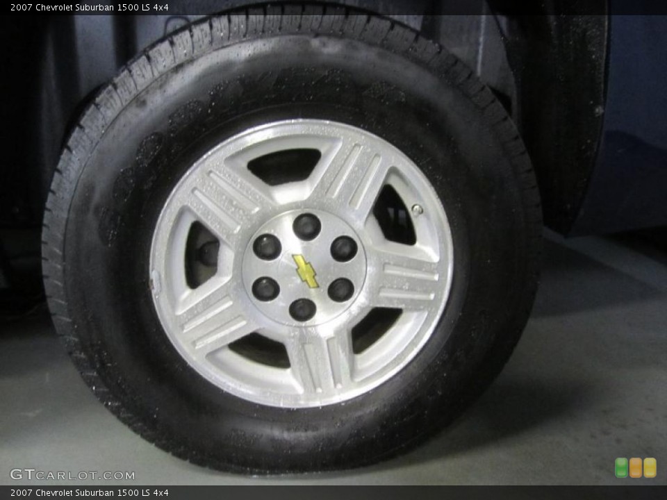 2007 Chevrolet Suburban 1500 LS 4x4 Wheel and Tire Photo #48349879