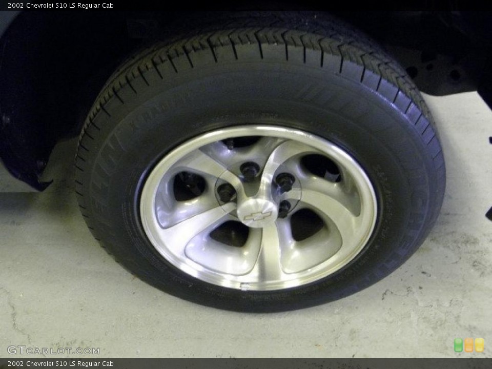 2002 Chevrolet S10 LS Regular Cab Wheel and Tire Photo #48357283