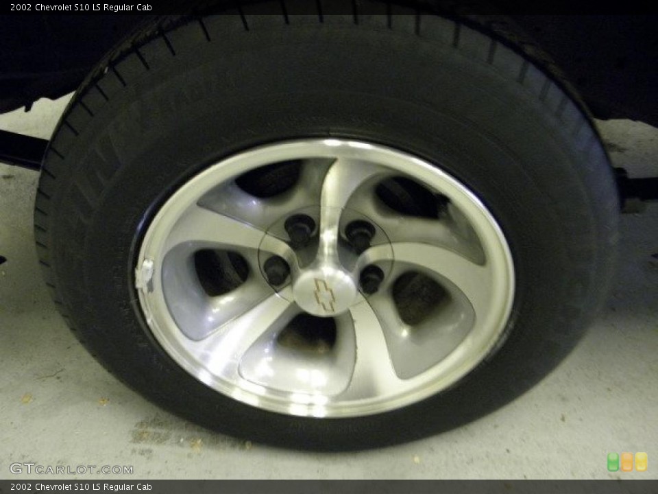 2002 Chevrolet S10 LS Regular Cab Wheel and Tire Photo #48357325