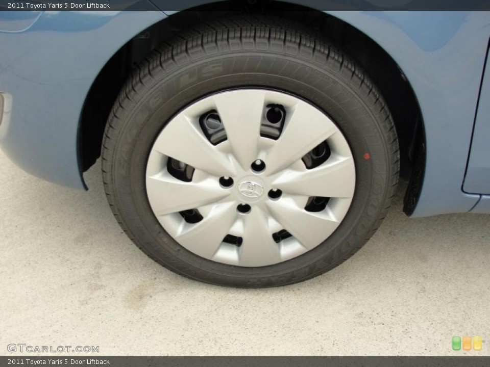 2011 Toyota Yaris 5 Door Liftback Wheel and Tire Photo #48379907
