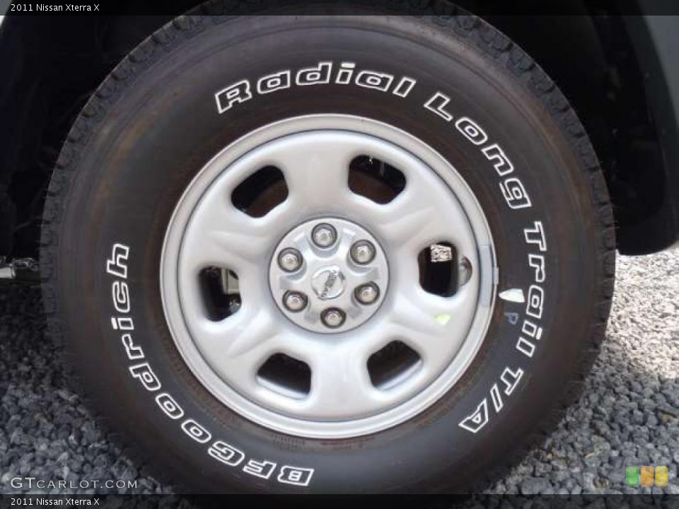 2011 Nissan Xterra X Wheel and Tire Photo #48391488