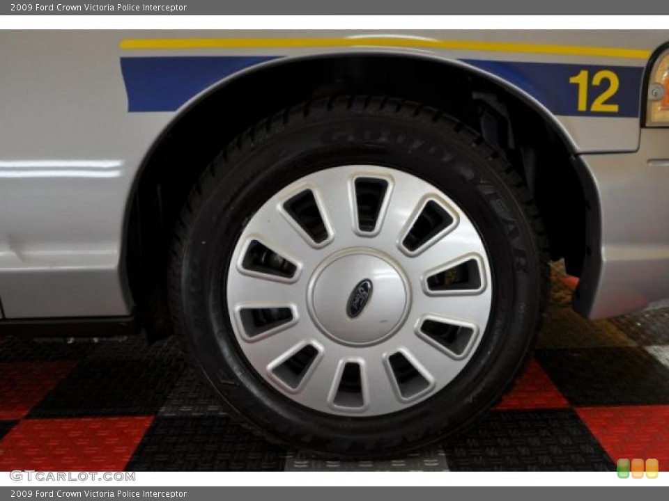 2009 Ford Crown Victoria Police Interceptor Wheel and Tire Photo #48409234