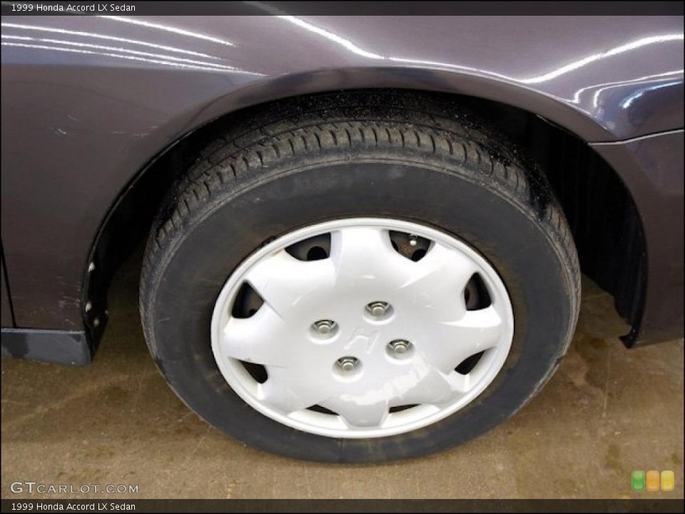 1999 Honda Accord LX Sedan Wheel and Tire Photo #48438489