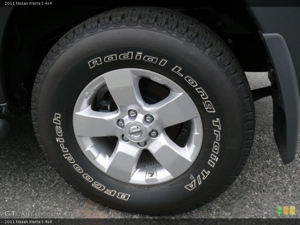 2011 Nissan Xterra S 4x4 Wheel and Tire Photo #48439194