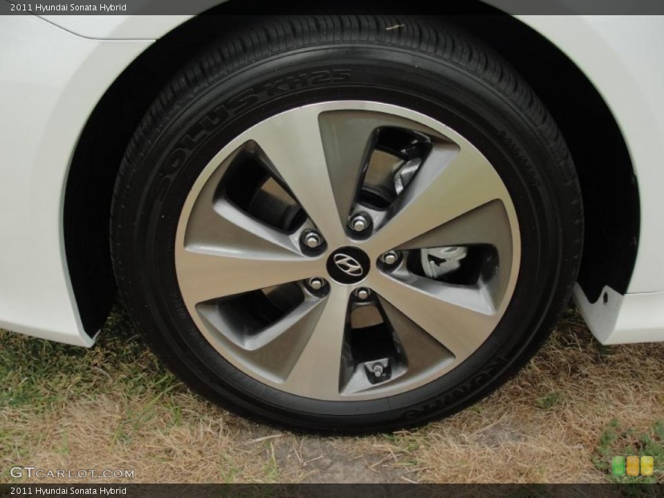 2011 Hyundai Sonata Hybrid Wheel and Tire Photo #48477171