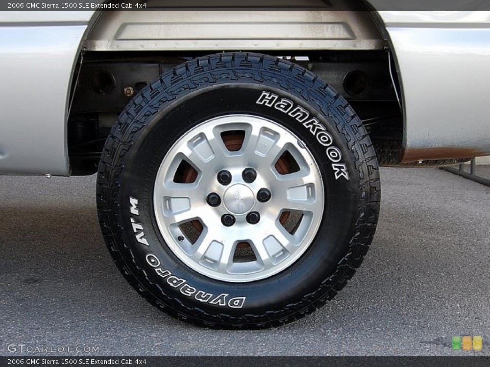 2006 GMC Sierra 1500 SLE Extended Cab 4x4 Wheel and Tire Photo #48477534