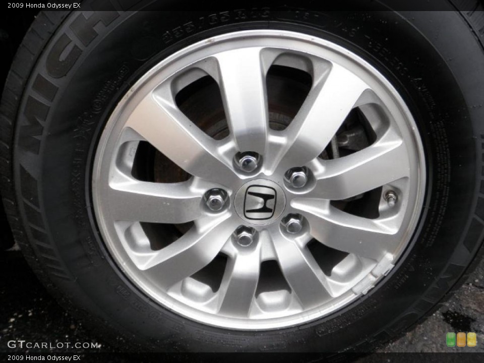2009 Honda Odyssey EX Wheel and Tire Photo #48478260