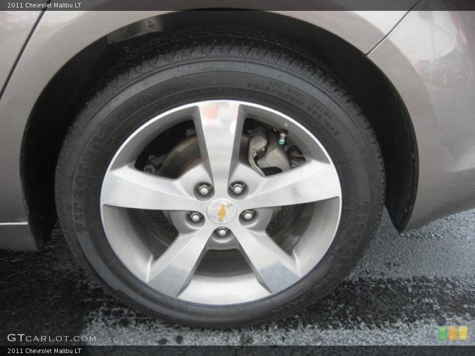 2011 Chevrolet Malibu LT Wheel and Tire Photo #48481722