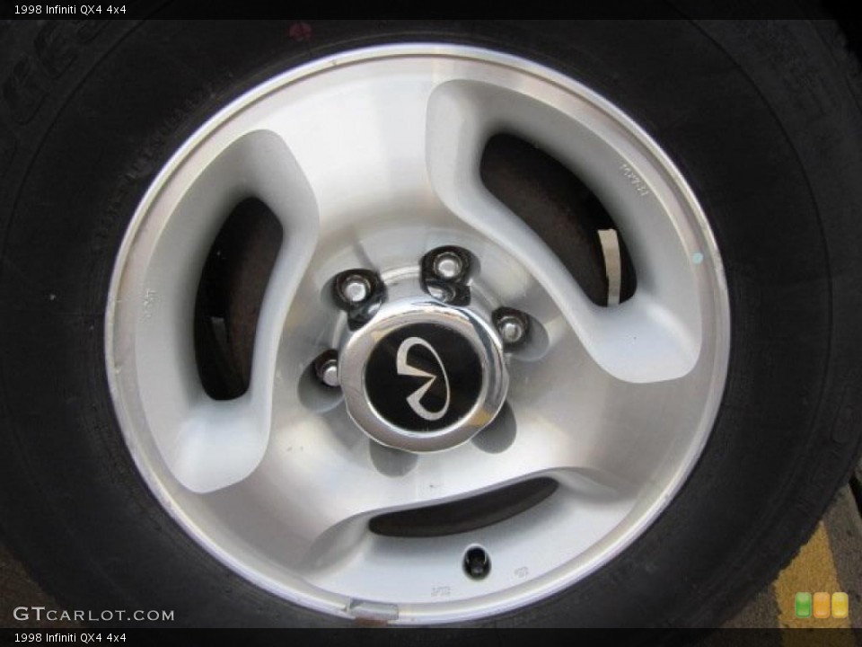 1998 Infiniti QX4 4x4 Wheel and Tire Photo #48490633