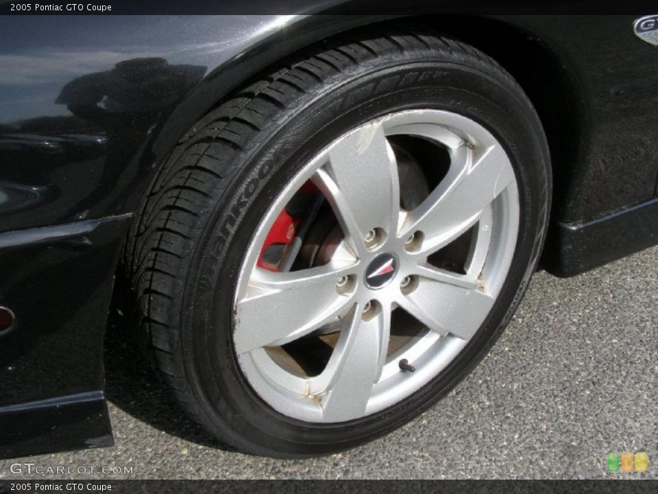 2005 Pontiac GTO Coupe Wheel and Tire Photo #48586036