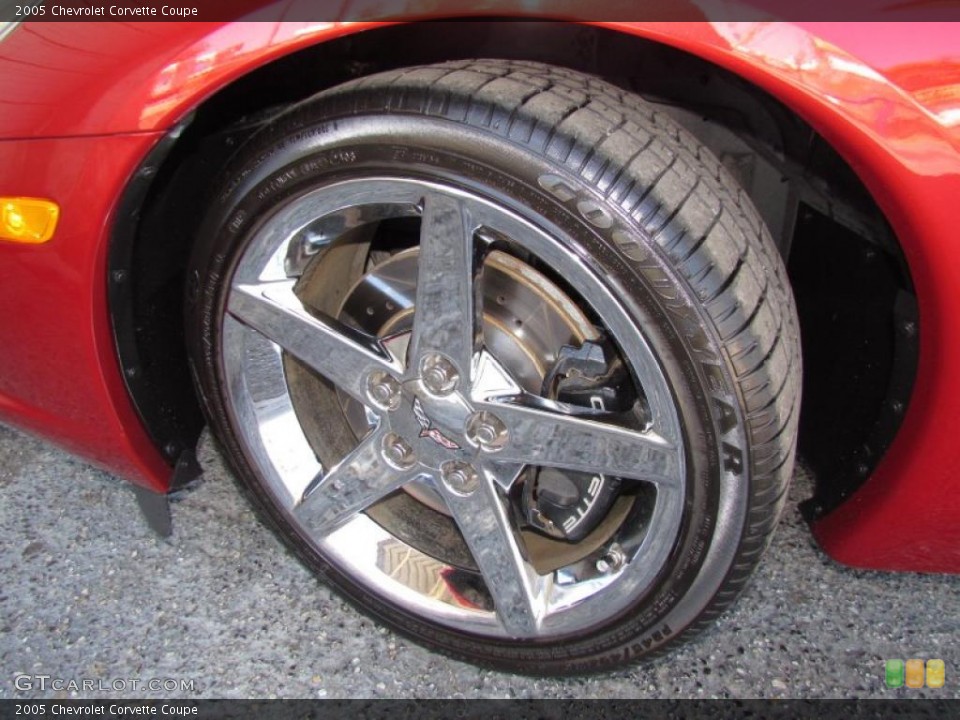 2005 Chevrolet Corvette Coupe Wheel and Tire Photo #48591301