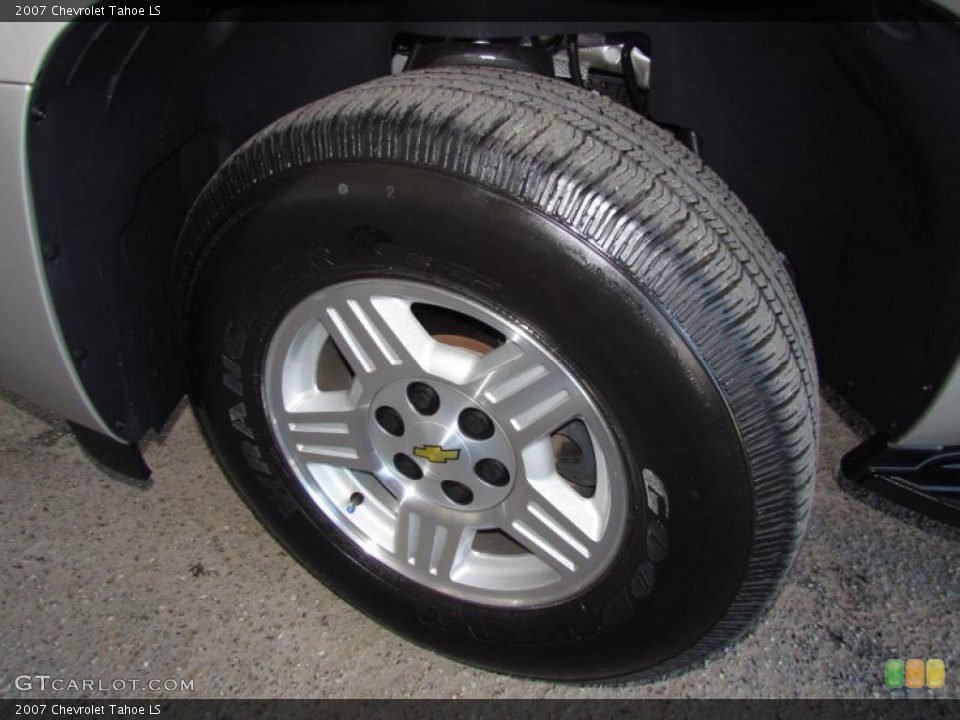 2007 Chevrolet Tahoe LS Wheel and Tire Photo #48592282