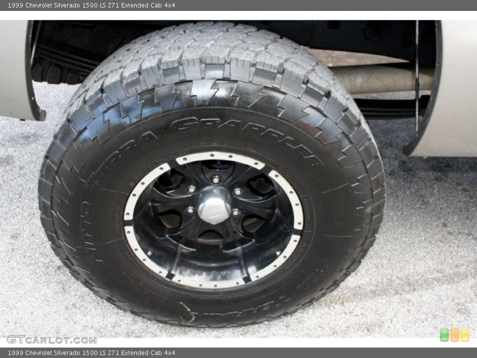 1999 Chevrolet Silverado 1500 Custom Wheel and Tire Photo #48598159