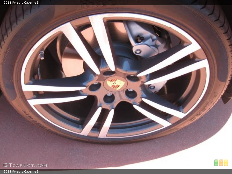 2011 Porsche Cayenne S Wheel and Tire Photo #48624507